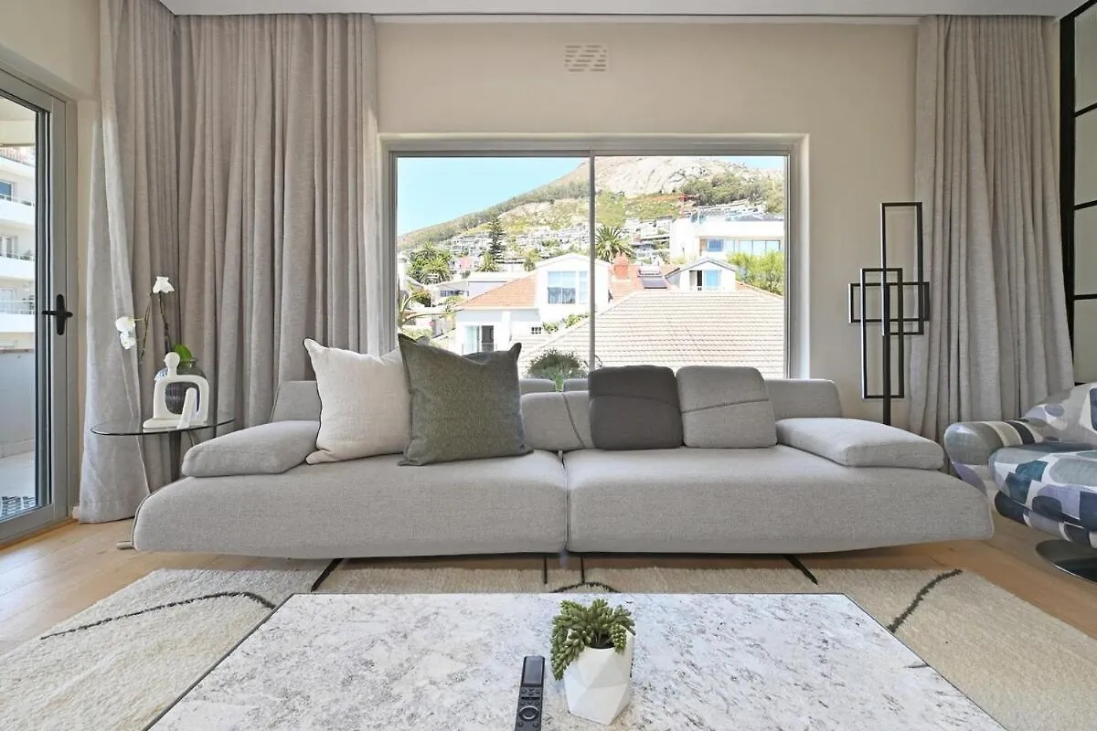 Eden - 2Bed Getaway In Bantry Bay With Views Of Lions Head Apartment Cape Town South Africa