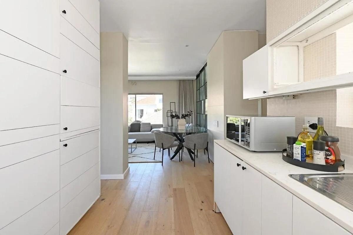Eden - 2Bed Getaway In Bantry Bay With Views Of Lions Head Apartment Cape Town