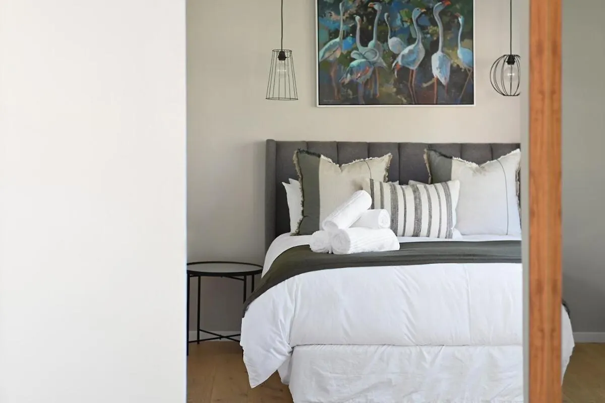 Eden - 2Bed Getaway In Bantry Bay With Views Of Lions Head Apartment Cape Town
