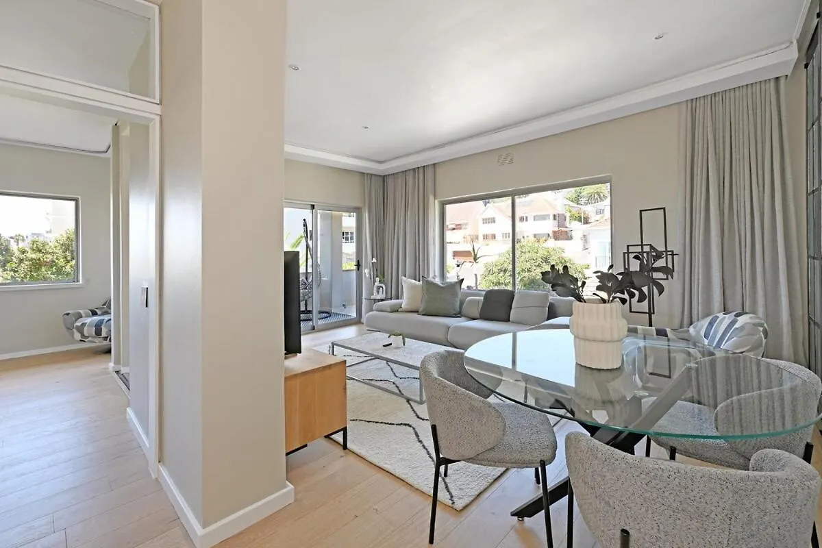 Eden - 2Bed Getaway In Bantry Bay With Views Of Lions Head Apartment Cape Town 0*,  South Africa